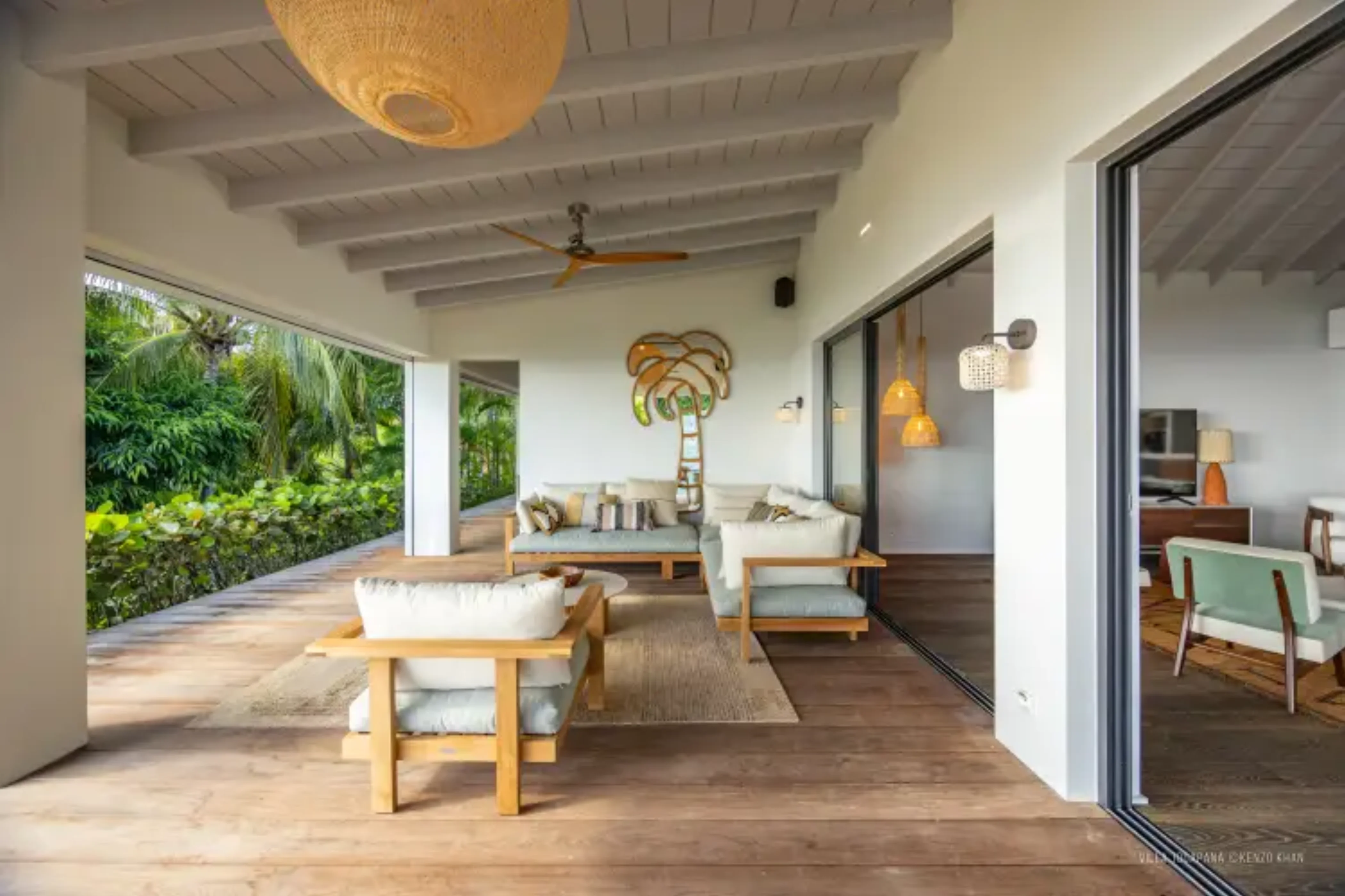 Lounge Deck